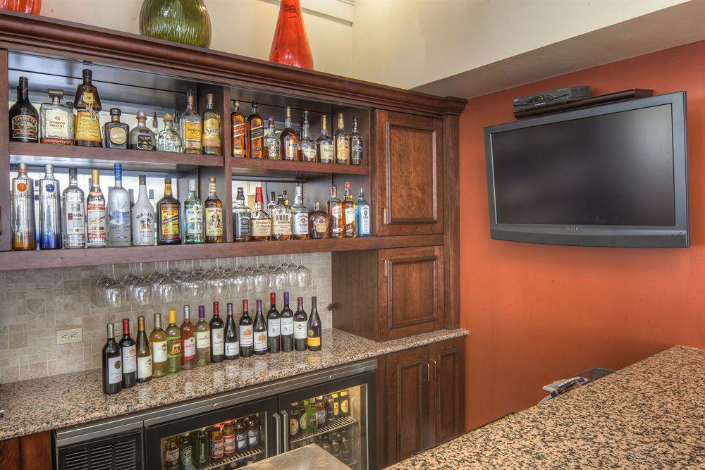 Hilton Garden Inn Norwalk Restauracja zdjęcie