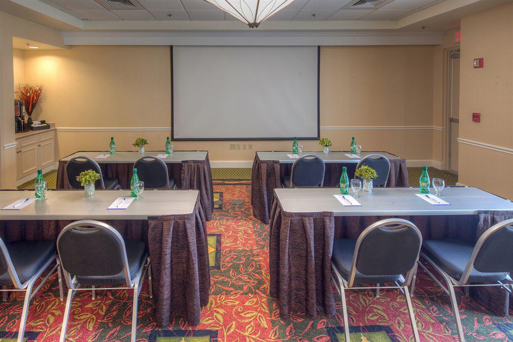 Hilton Garden Inn Norwalk Zaplecze biznesowe zdjęcie