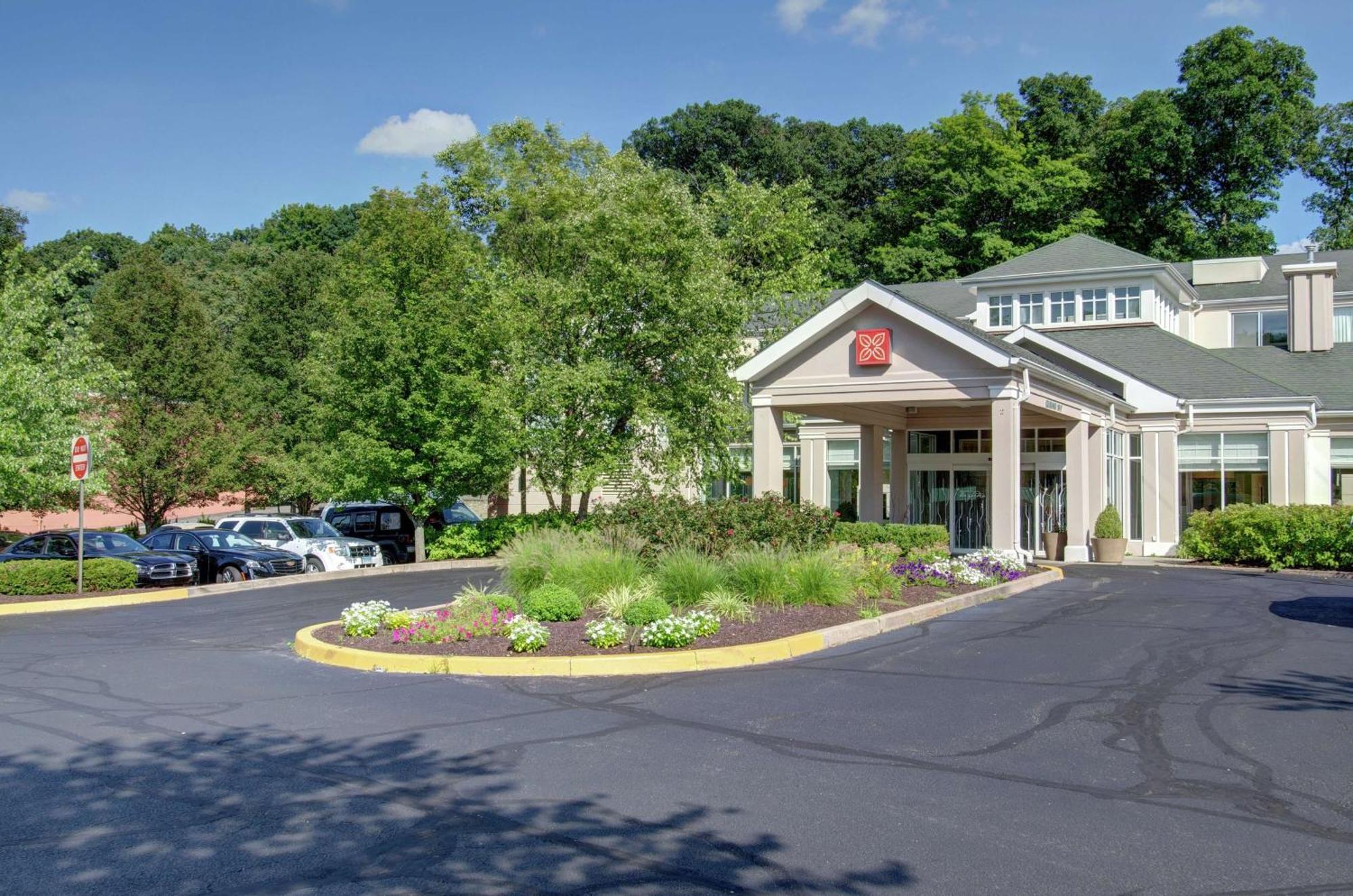 Hilton Garden Inn Norwalk Zewnętrze zdjęcie