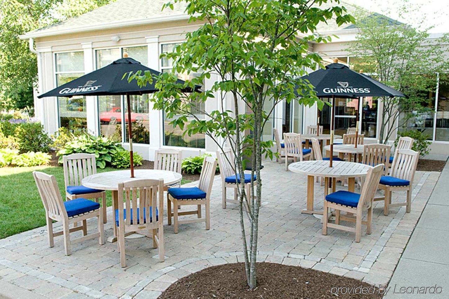 Hilton Garden Inn Norwalk Restauracja zdjęcie